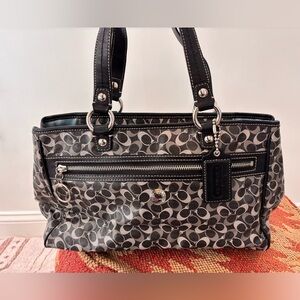 COACH Chelsea Signature Coated Canvas Shoulder Tote Bag Black / Gray